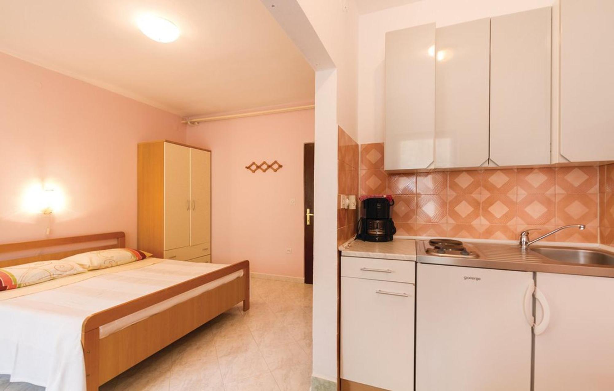 Apartments Orange 167 Новиград Екстериор снимка