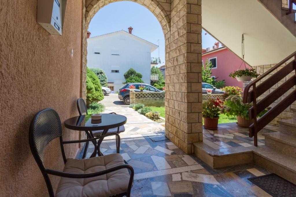 Apartments Orange 167 Новиград Екстериор снимка