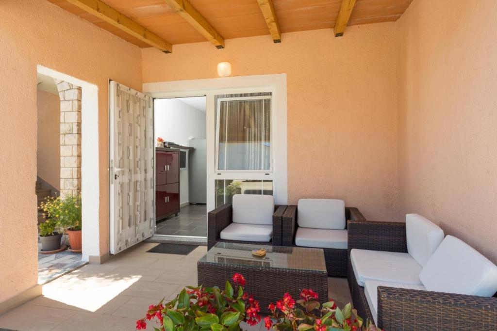 Apartments Orange 167 Новиград Екстериор снимка
