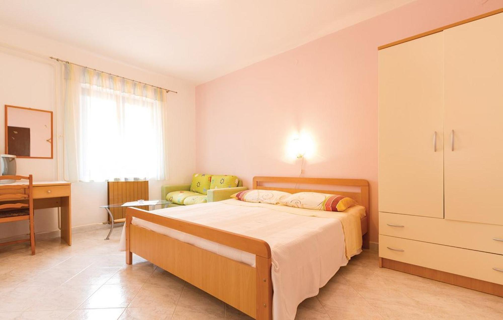 Apartments Orange 167 Новиград Екстериор снимка