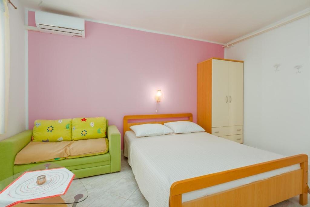 Apartments Orange 167 Новиград Екстериор снимка
