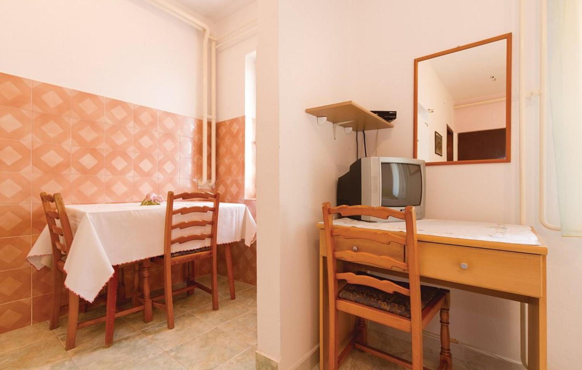 Apartments Orange 167 Новиград Екстериор снимка